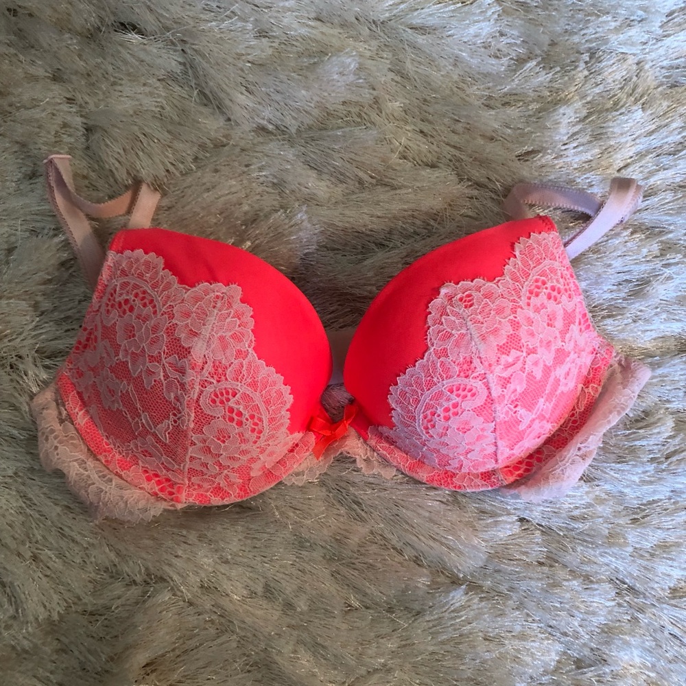 Victoria’s Secret Bra